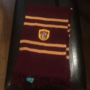 Gryffindor winter scarf